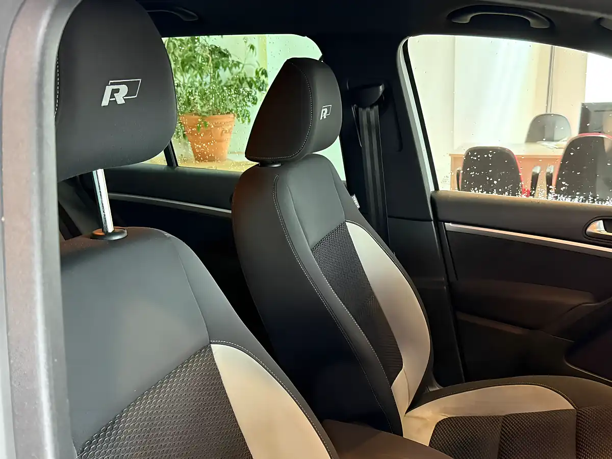 Used 2015 Volkswagen Tiguan R-Line White - Interior and Exterior details 13
