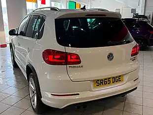 Used 2015 Volkswagen Tiguan R-Line White - Interior and Exterior details 6