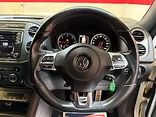 Used 2015 Volkswagen Tiguan R-Line White - Interior and Exterior details 17