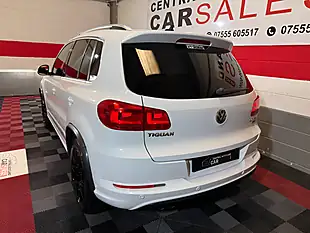 Used 2015 Volkswagen Tiguan R-Line White - Interior and Exterior details 3