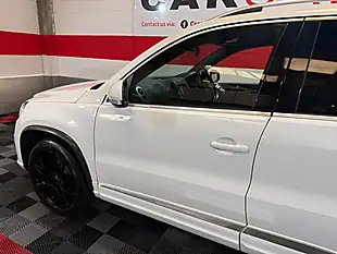 Used 2015 Volkswagen Tiguan R-Line White - Interior and Exterior details 4