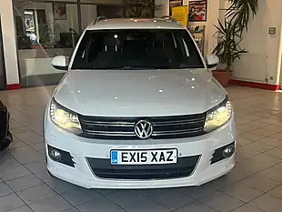 Used 2015 Volkswagen Tiguan R-Line White - Interior and Exterior details 4