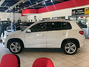 Used 2015 Volkswagen Tiguan R-Line White - Interior and Exterior details 8