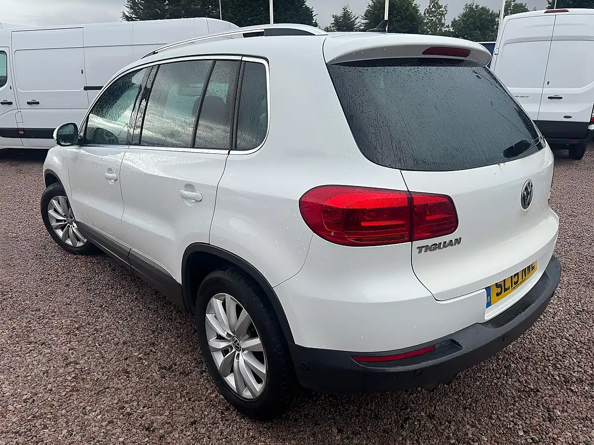 Used 2015 Volkswagen Tiguan Tech Match White - Interior and Exterior details 9