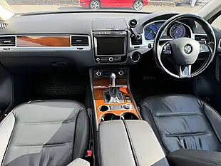 Used 2015 Volkswagen Touareg Bluemotion Tech Se Grey - Interior and Exterior details 15