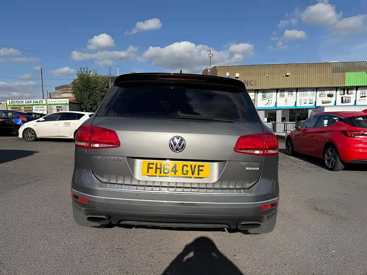 Used 2015 Volkswagen Touareg Bluemotion Tech Se Grey - Interior and Exterior details 19