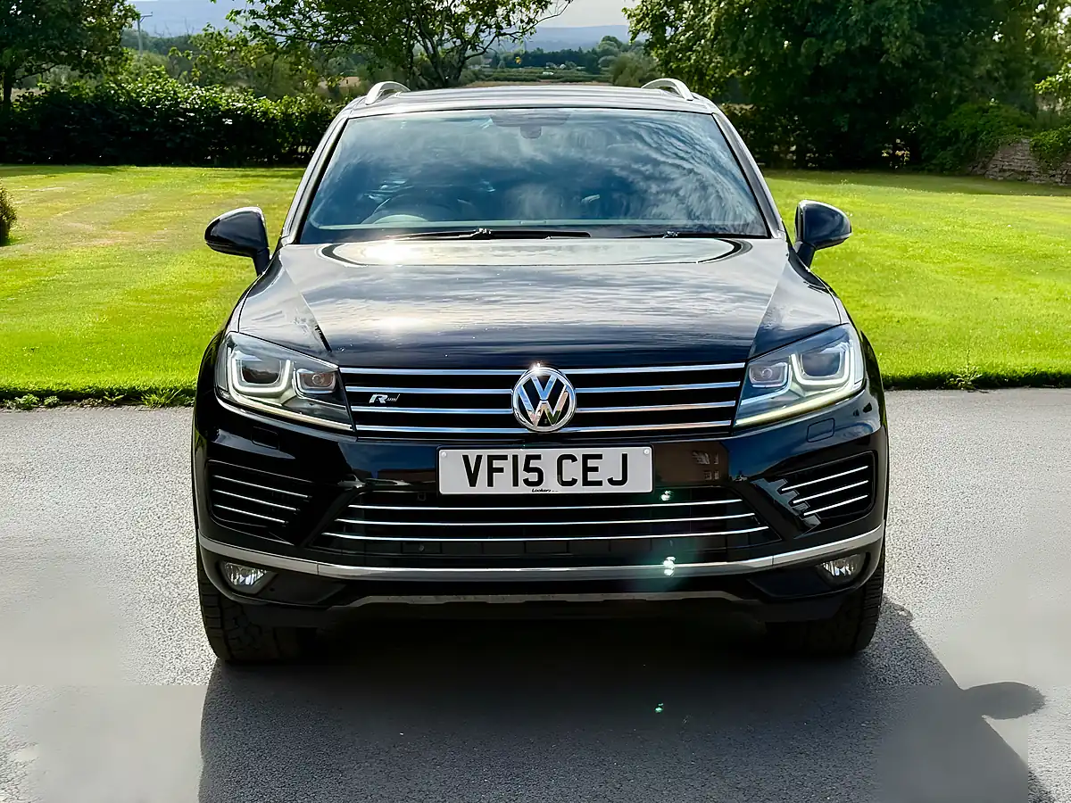 Used 2015 Volkswagen Touareg R-Line Black - Interior and Exterior details 2