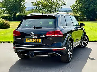 Used 2015 Volkswagen Touareg R-Line Black - Interior and Exterior details 6