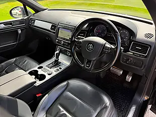 Used 2015 Volkswagen Touareg R-Line Black - Interior and Exterior details 8