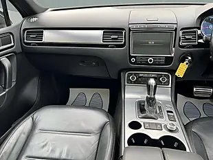 Used 2015 Volkswagen Touareg R-Line Black - Interior and Exterior details 11
