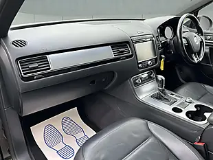 Used 2015 Volkswagen Touareg R-Line Black - Interior and Exterior details 12