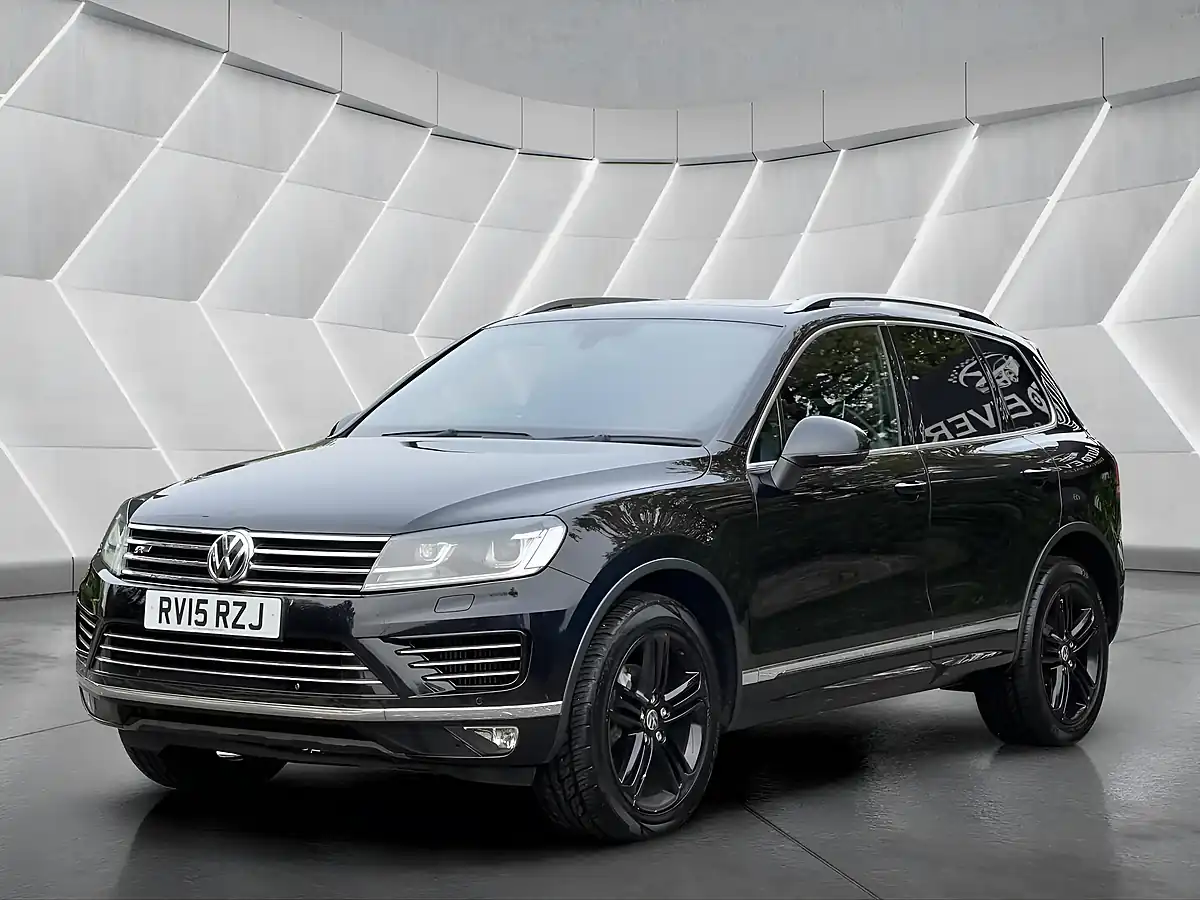 Used 2015 Volkswagen Touareg R-Line Black - Interior and Exterior details 2