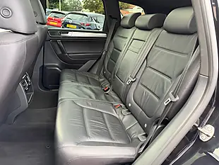 Used 2015 Volkswagen Touareg R-Line Black - Interior and Exterior details 17