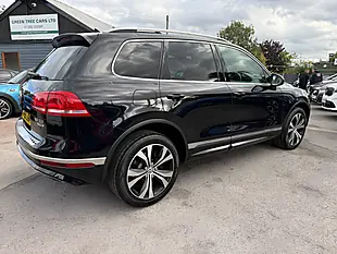 Used 2015 Volkswagen Touareg R-Line Black - Interior and Exterior details 4