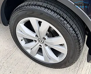 Used 2015 Volkswagen Touareg R-Line Blue - Interior and Exterior details 10