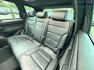 Used 2015 Volkswagen Touareg R-Line Blue - Interior and Exterior details 11