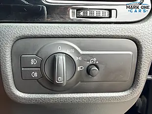 Used 2015 Volkswagen Touareg R-Line Blue - Interior and Exterior details 14