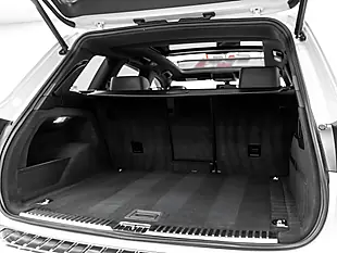 Used 2015 Volkswagen Touareg R-Line Pure White - Interior and Exterior details 14