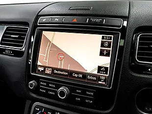 Used 2015 Volkswagen Touareg R-Line Pure White - Interior and Exterior details 18
