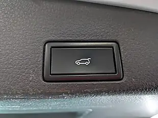 Used 2015 Volkswagen Touareg R-Line Silver - Interior and Exterior details 11