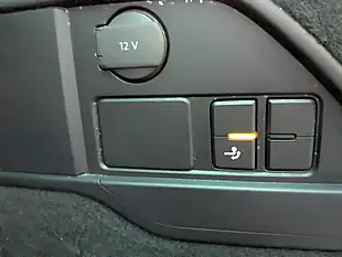 Used 2015 Volkswagen Touareg R-Line Silver - Interior and Exterior details 12