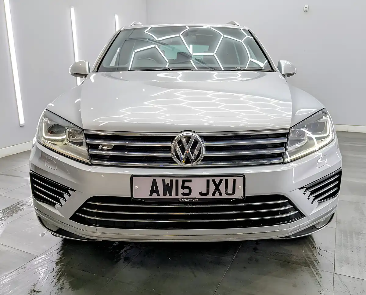 Used 2015 Volkswagen Touareg R-Line Silver - Interior and Exterior details 2