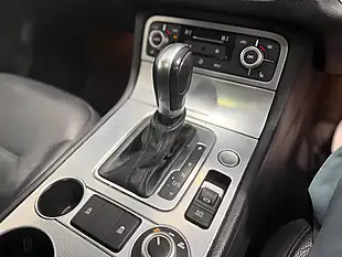 Used 2015 Volkswagen Touareg R-Line White - Interior and Exterior details 11