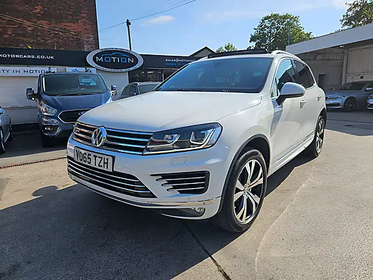 2015 Volkswagen Touareg V6 R-Line TDI