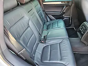 Used 2015 Volkswagen Touareg R-Line White - Interior and Exterior details 12
