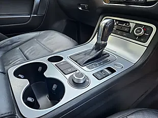 Used 2015 Volkswagen Touareg R-Line White - Interior and Exterior details 20