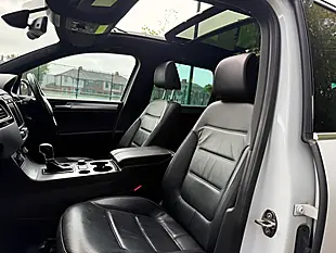 Used 2015 Volkswagen Touareg R-Line White - Interior and Exterior details 14