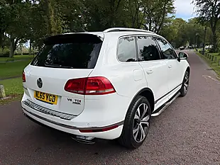 Used 2015 Volkswagen Touareg R-Line White - Interior and Exterior details 4