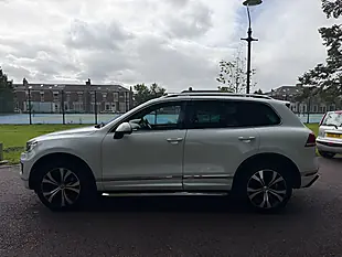 Used 2015 Volkswagen Touareg R-Line White - Interior and Exterior details 7