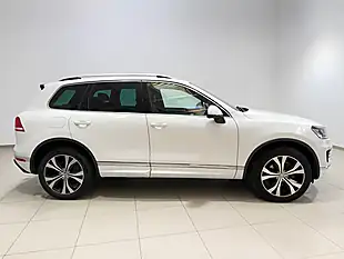 Used 2015 Volkswagen Touareg R-Line White - Interior and Exterior details 12