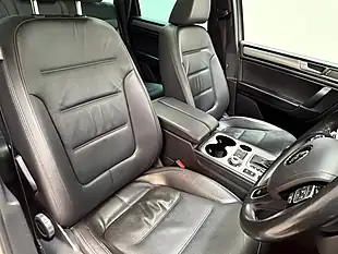 Used 2015 Volkswagen Touareg R-Line White - Interior and Exterior details 14