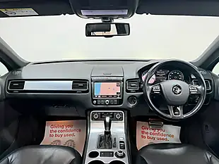 Used 2015 Volkswagen Touareg R-Line White - Interior and Exterior details 4