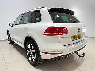 Used 2015 Volkswagen Touareg R-Line White - Interior and Exterior details 8