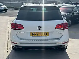 Used 2015 Volkswagen Touareg R-Line White - Interior and Exterior details 9