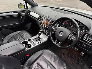 Used 2015 Volkswagen Touareg R-Line White - Interior and Exterior details 12