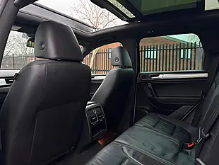 Used 2015 Volkswagen Touareg R-Line White - Interior and Exterior details 13