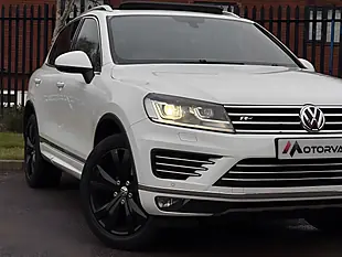 Used 2015 Volkswagen Touareg R-Line White - Interior and Exterior details 5