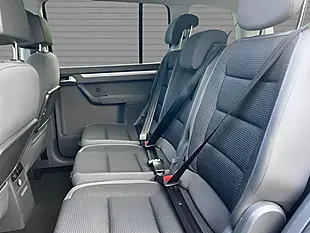 Used 2015 Volkswagen Touran Se Deep Black - Interior and Exterior details 15
