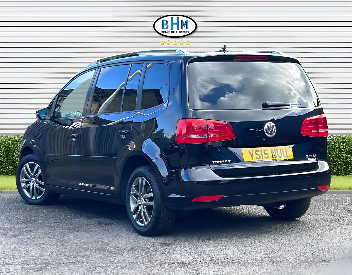 Used 2015 Volkswagen Touran Se Deep Black - Interior and Exterior details 18