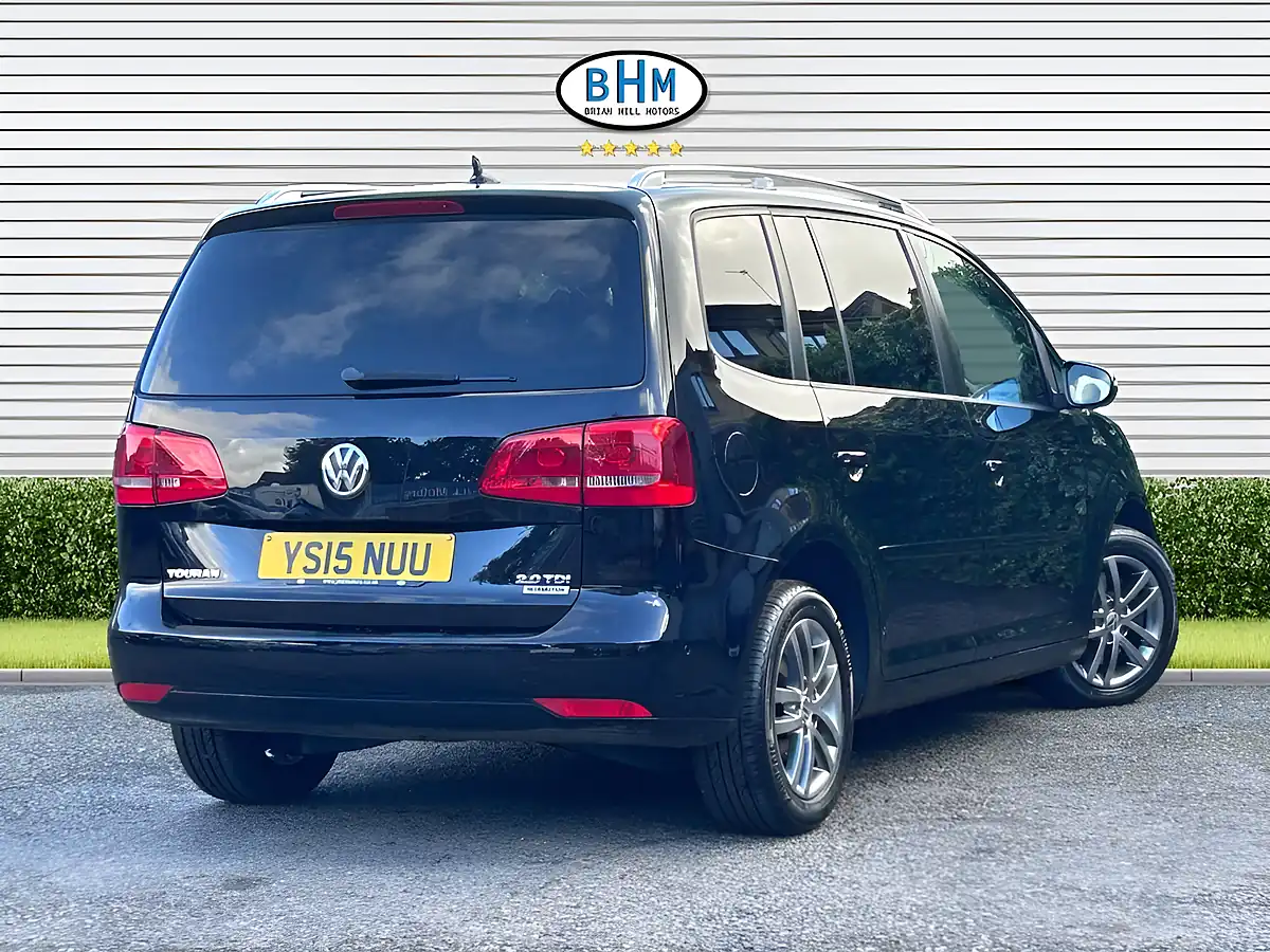 Used 2015 Volkswagen Touran Se Deep Black - Interior and Exterior details 9
