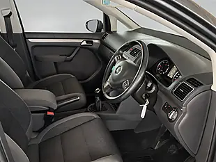 Used 2015 Volkswagen Touran Se Edition Grey - Interior and Exterior details 2