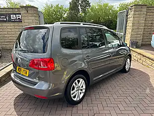 Used 2015 Volkswagen Touran Se Grey - Interior and Exterior details 10