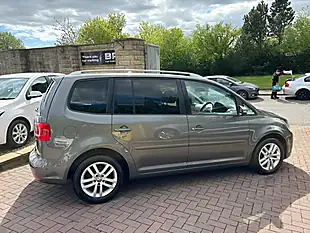 Used 2015 Volkswagen Touran Se Grey - Interior and Exterior details 11
