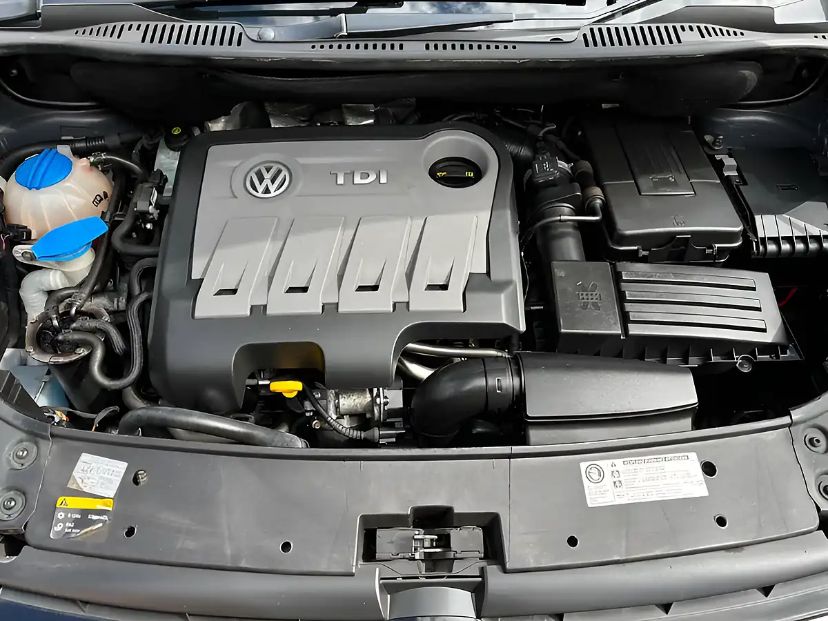 Used 2015 Volkswagen Touran Se Grey - Interior and Exterior details 19