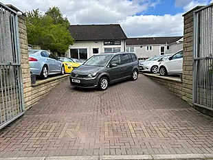 Used 2015 Volkswagen Touran Se Grey - Interior and Exterior details 3