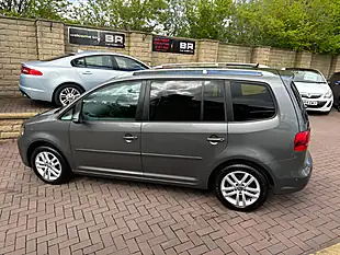 Used 2015 Volkswagen Touran Se Grey - Interior and Exterior details 6
